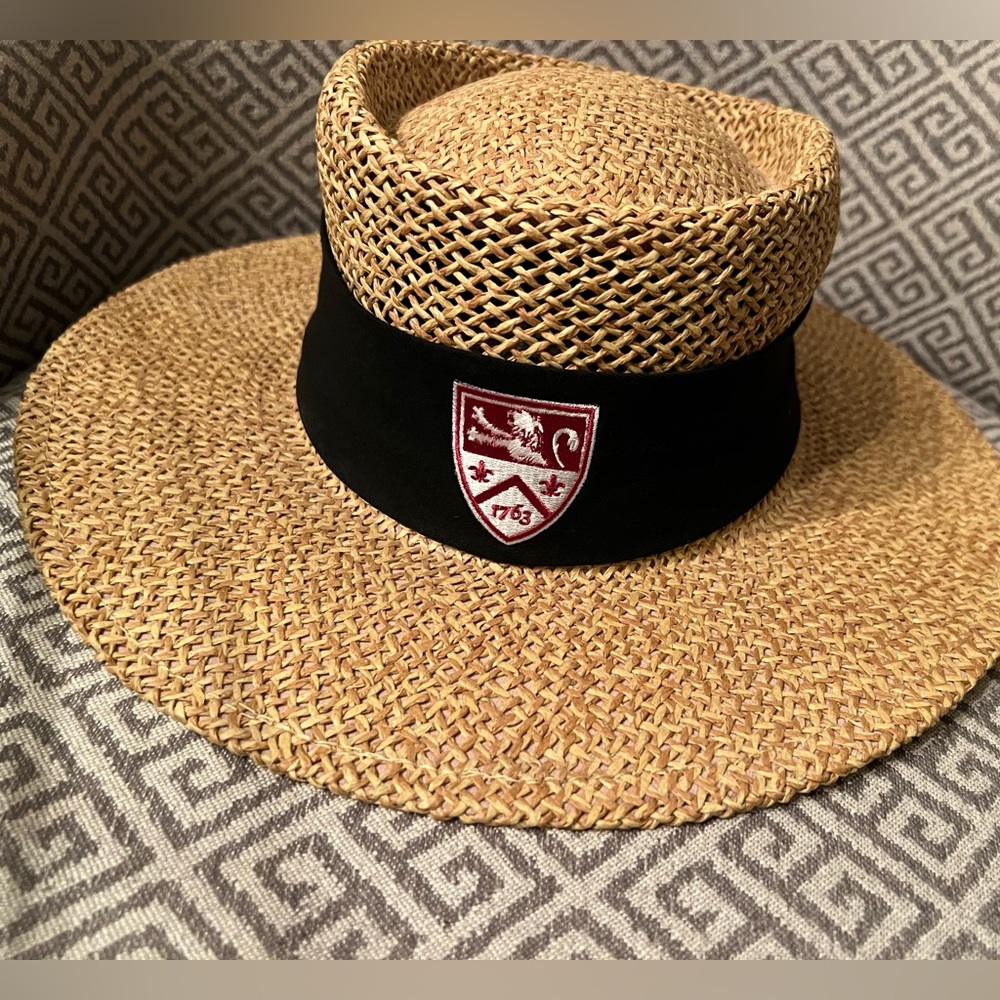 Logo Fit Straw Unisex Golfers Hat. Stretch band. Embroidered logo.